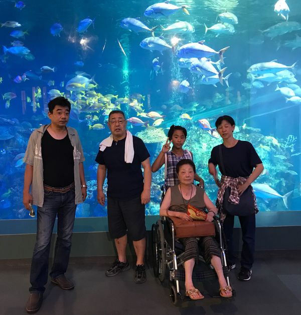 水族館でパチリ