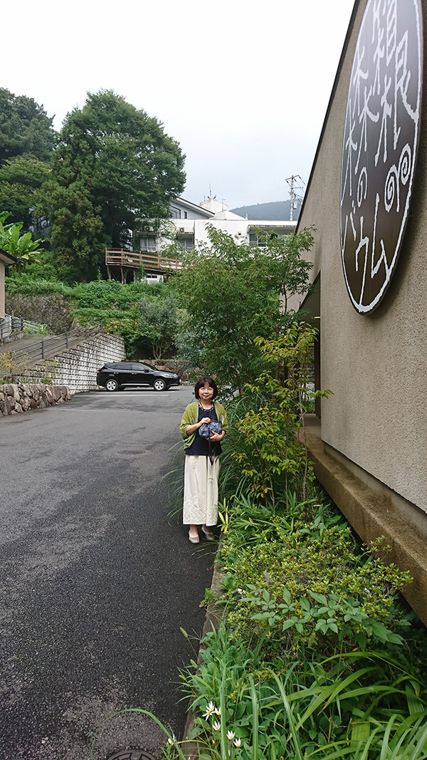 バームクーヘンで有名なお菓子屋さん「ルッカの森」到着