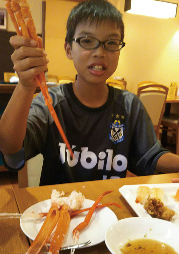 カニだ。カニだ。一杯食べるぞー!!