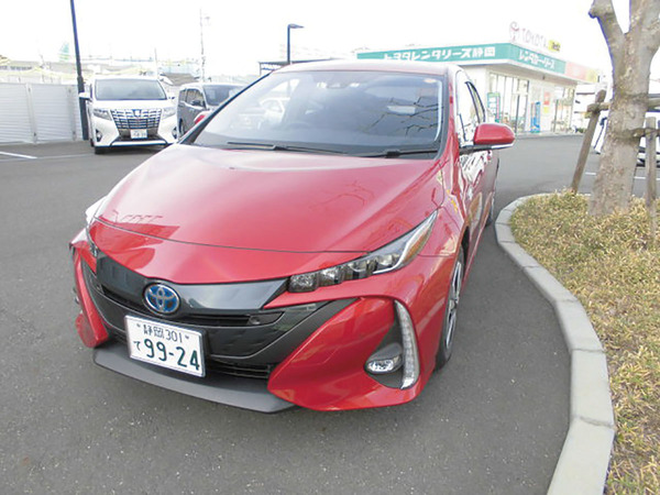 プリウスPHV