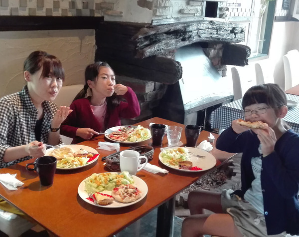 頑張った後のご褒美♪素敵なカフェでランチ