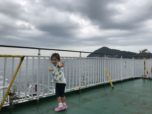 初めてのカーフェリーだよ！！ (雨でも気にしないよ！)