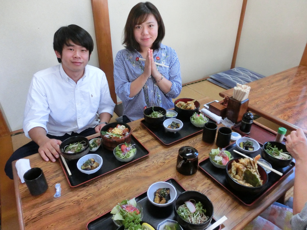 甲府で昼食、通過地点も楽しみながら。