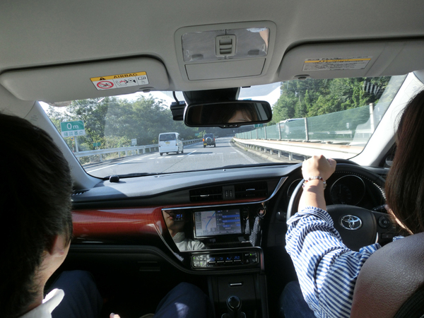 長野自動車道にて。運転うまくなったみたい!!