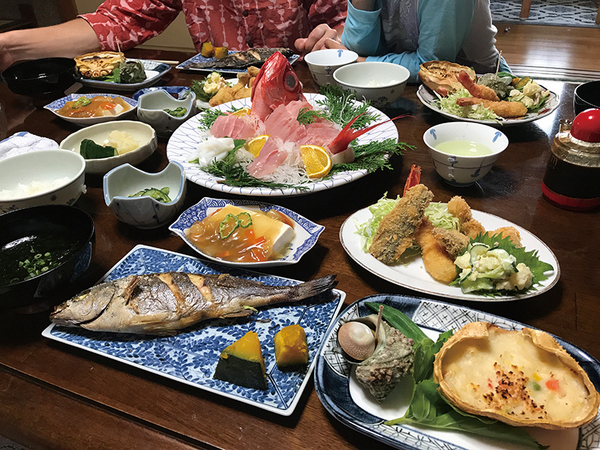 豪華な夕食