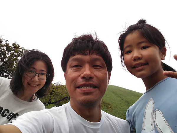 キラキラ探検隊、雨降る前にパチリ!っス。
