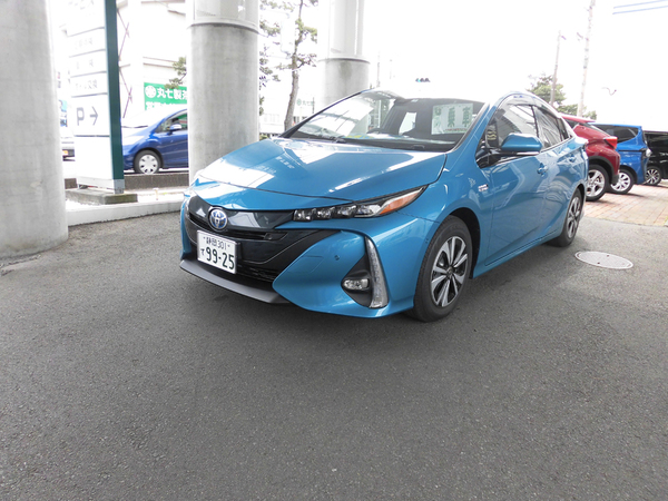 プリウスPHV