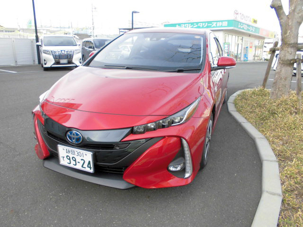 プリウスPHV