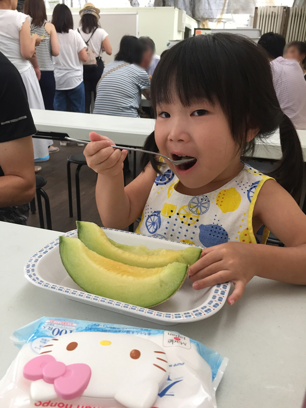 旬なメロンをお腹いっぱい食べました。