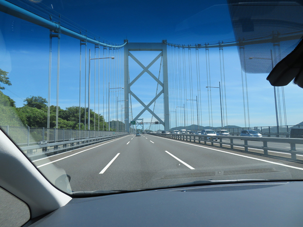 関門橋通過中！ついに九州上陸♪