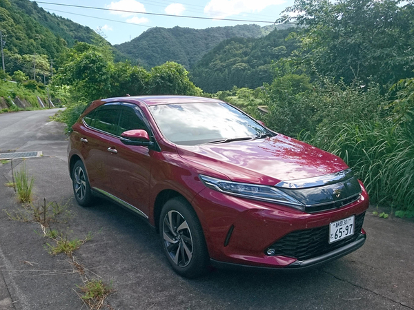 和歌山の山中にて 流石SUV似合うなぁ。