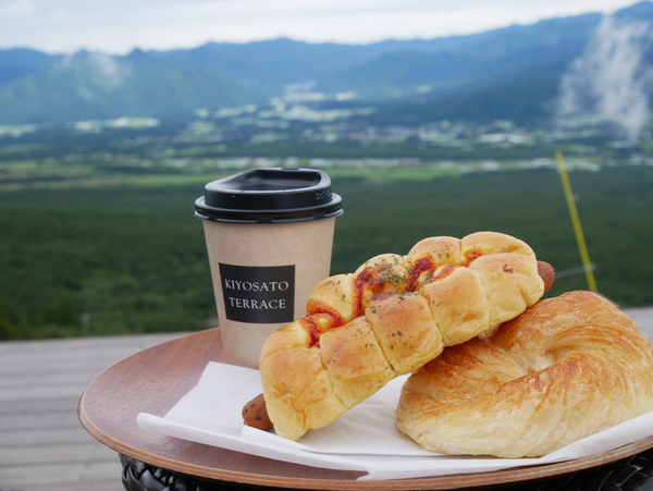 標高1900mの特等席でゆっくり朝食!贅沢すぎますね♪