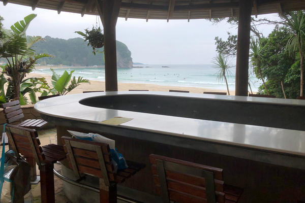 ホテルからは海もプールも近く、海を楽しめました