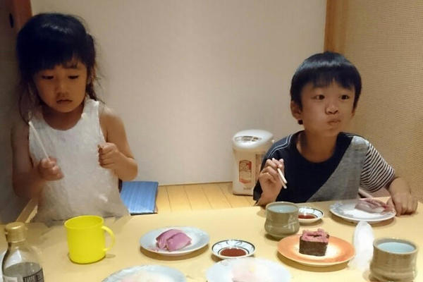 お寿司屋で初めての「のどぐろ」