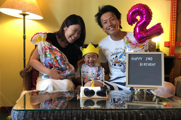 ホテルにて誕生日を家族でお祝い!