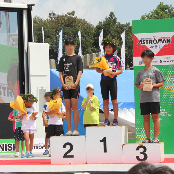 佐渡ジュニアトライアスロン大会、キッズクラス、女子総合優勝