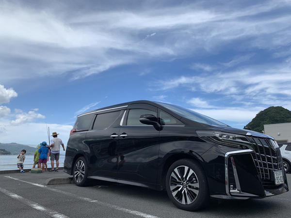 西伊豆での一枚。周りの状況を見ながらポイントを確認。肝心の結果は…。