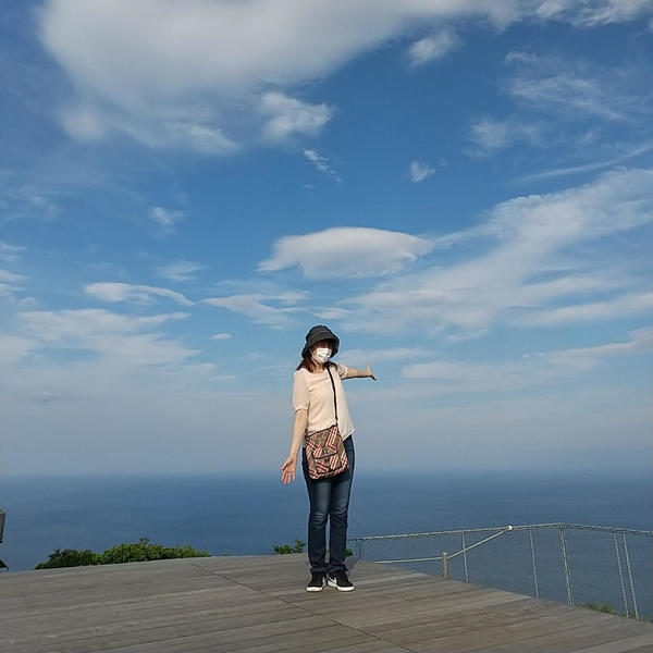 小室山の山頂へ