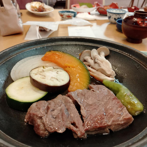 もちろん魚だけじゃ満足しない欲張りな私たちはお肉も堪能(笑)