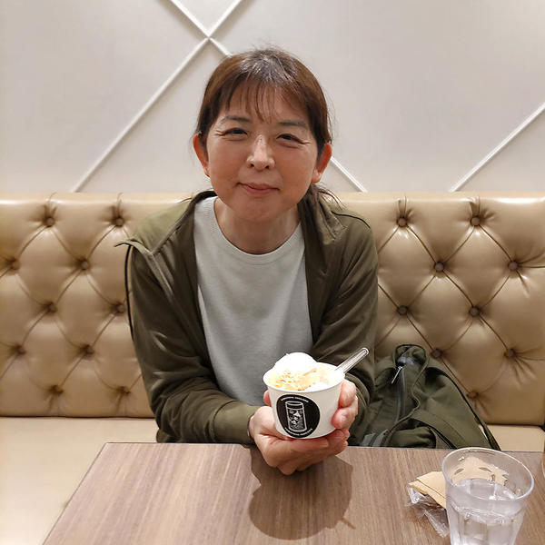スパイスジェラート。唐辛子のトッピングは珍しいでしょ！